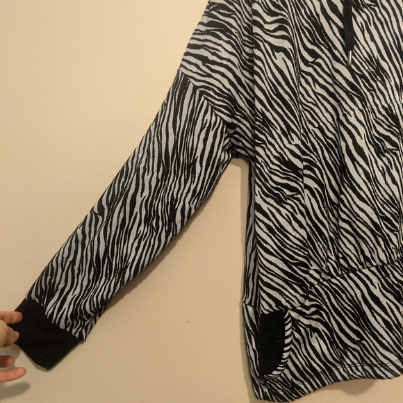 Zebra Striped Hoodie Jacket - Picture 3 of 7